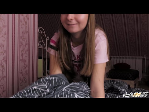 ❤️ Tarraingíonn Blondie BFF go domhain uirthi agus faigheann sí cum ina béal ️❌  Físeán fuck  ag ga.hentaisea-com.ru