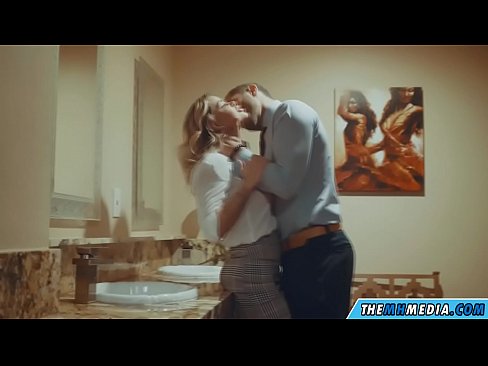 ❤️ Nuair a mheallann blonde busty tú i seomra scíthe poiblí ️❌  Físeán fuck  ag ga.hentaisea-com.ru